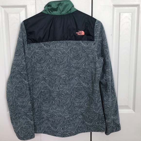 The North Face Half ZIP - Picture 4 of 5